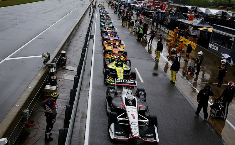 Гонку IndyCar в Бирмингеме досрочно остановили и перенесли на понедельник
