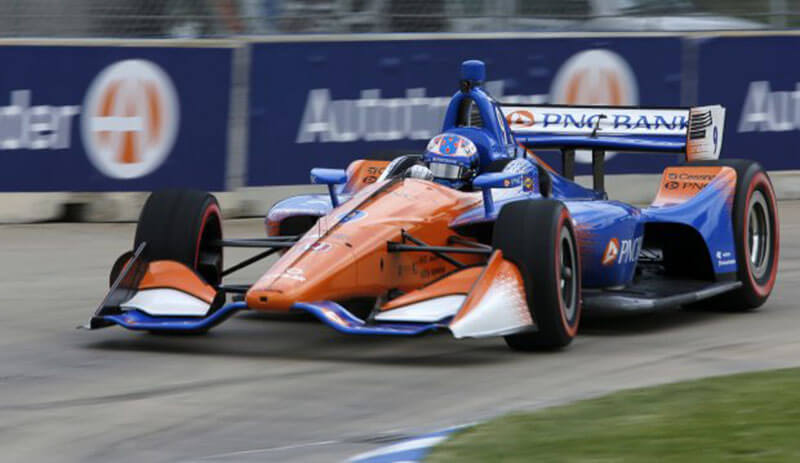 Диксон одержал первую победу в сезоне IndyCar, выиграв в Детройте
