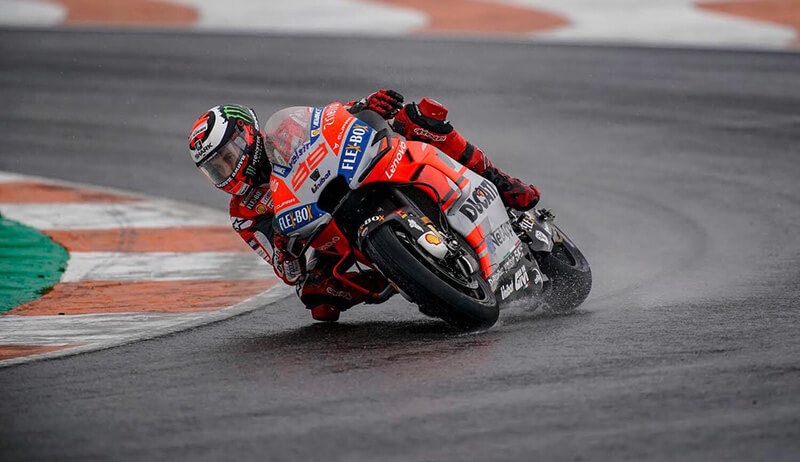 Хорхе Лоренсо попрощался с «Ducati» 12-м местом в Валенсии
