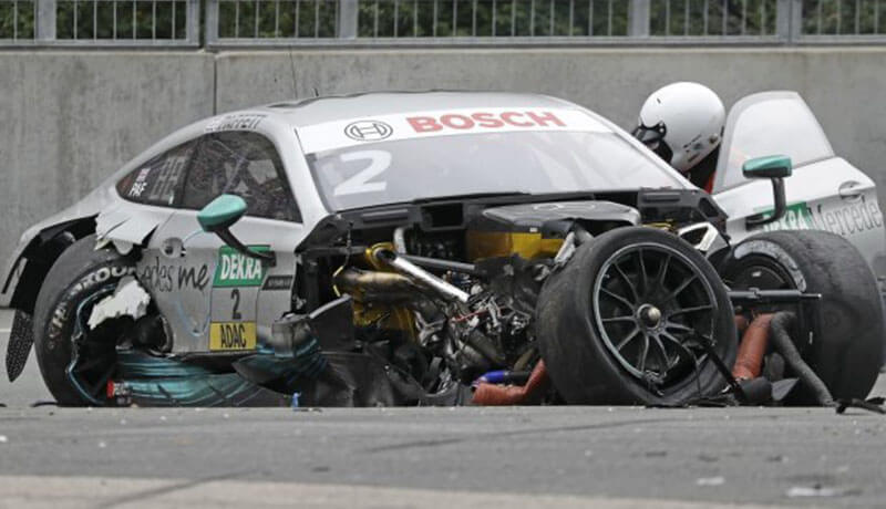 Самые эпичные аварии «Mercedes» в DTM