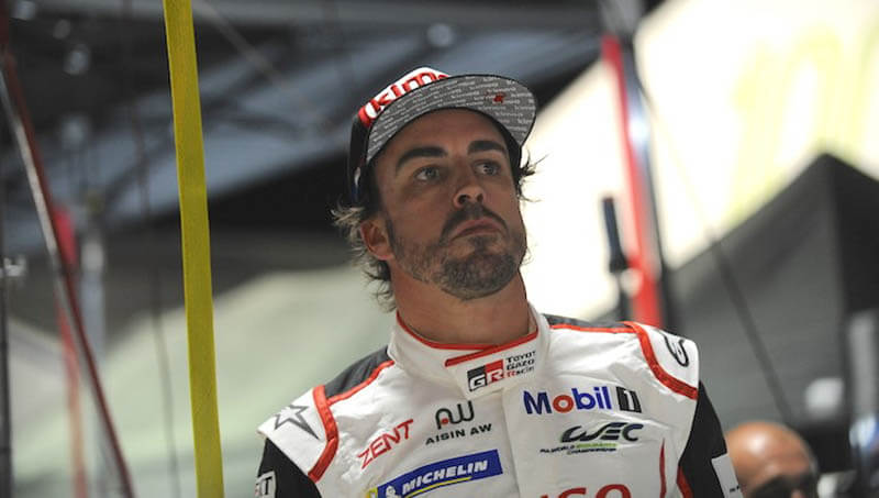 Официально: Алонсо протестирует новую машину «Макларен» на тестах в Бахрейне