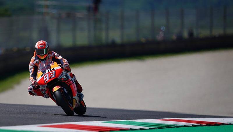 Маркес опередил дуэт «Ducati» в первой тренировке в Муджелло