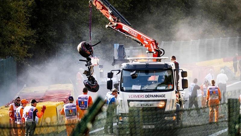 FIA начала расследование смертельной аварии Юбера в гонке Ф2