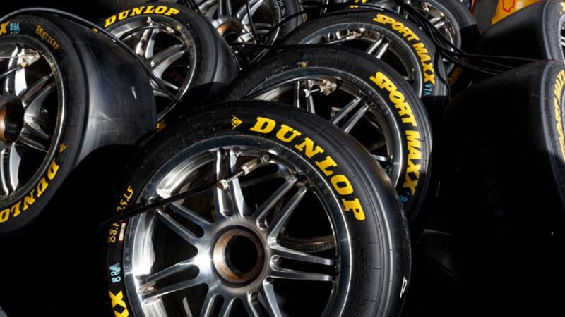 Dunlop продолжит поставлять шины Supercars до 2024 года