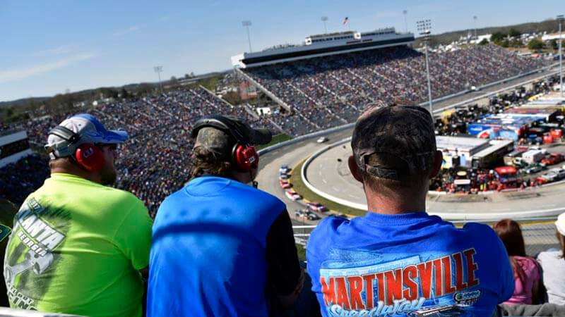 Майский уик-энд NASCAR в Мартинсвилле официально перенесен