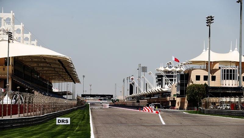Формула-1 договорилась перенести предсезонные тесты из Испании в Бахрейн
