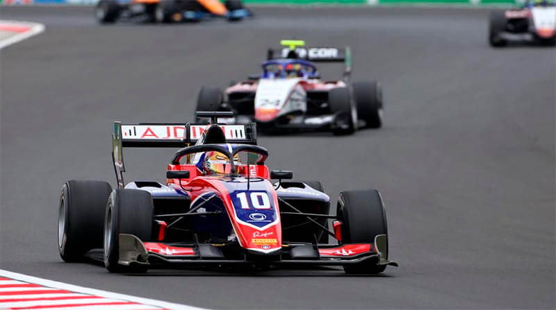 Ценделли выиграл субботнюю гонку Формулы-3 в Спа