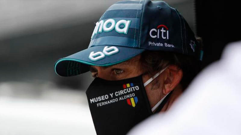 «Рено» пытается выбить разрешение у FIA для Алонсо на тесты в Абу-Даби