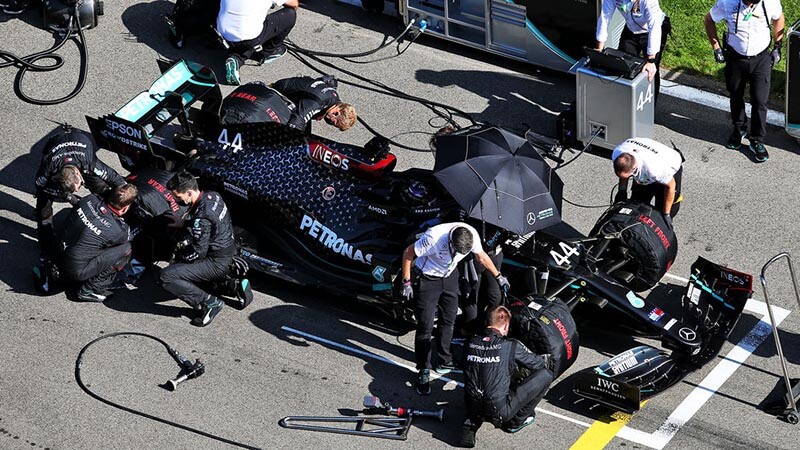 Штрафные баллы Хэмилтона заменены на денежный штраф для «Мерседес»