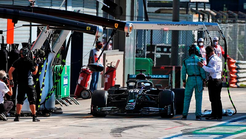 Хэмилтон берет на себя вину за грубую ошибку на Гран-при Италии