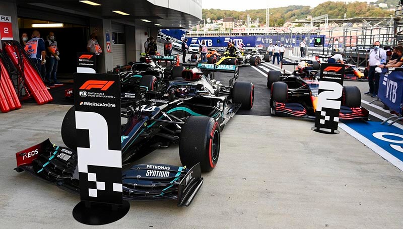 Хэмилтон после поула в Сочи: «Ужасная квалификация»