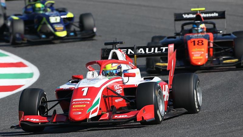 Пиастри — чемпион Формулы-3, Лоусон выиграл финальную гонку в Муджелло