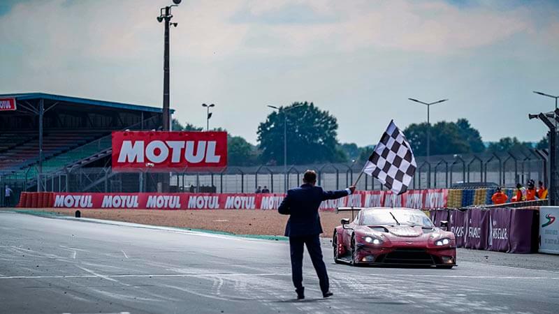 «TF Sport» войдет в историю 24 часов Ле-Мана с доминирующей победой в GTE Am
