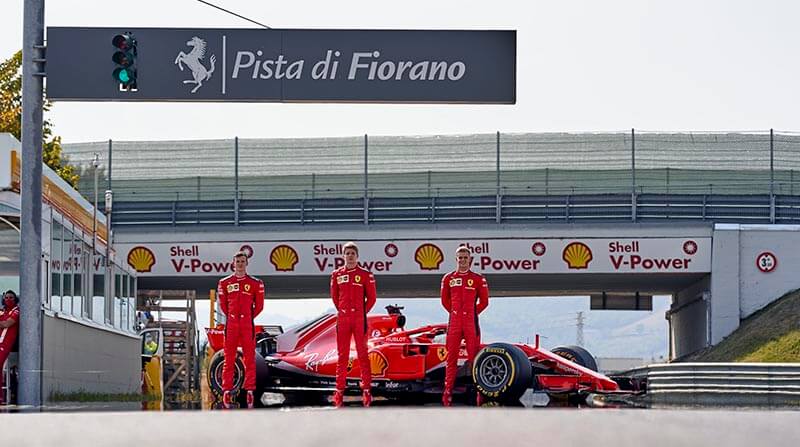 Шумахер, Илотт и Шварцман провели тесты за рулем «Феррари» 2018 года во Фьорано