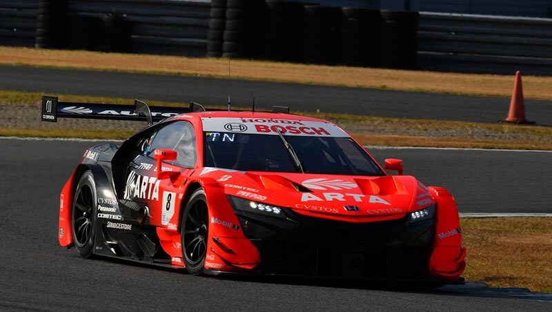 Ноджири и Фукузуми выиграли гонку Super GT для «ARTA» в Мотеги
