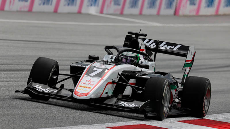 Вести одержал первую победу в Ф3 в третьей гонке в Австрии