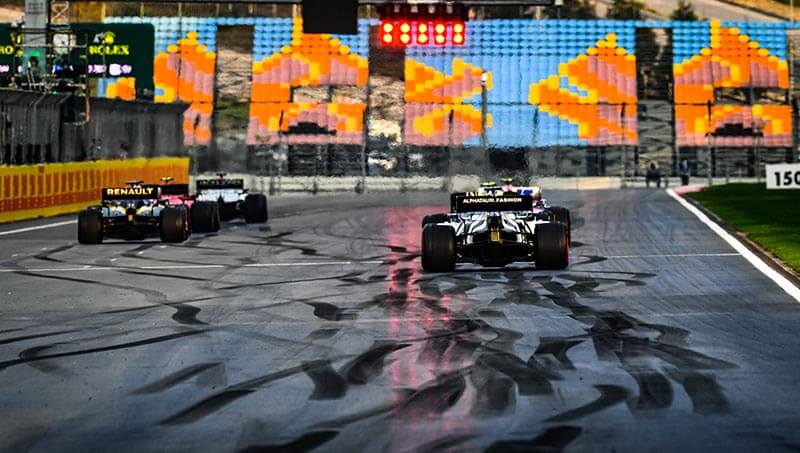 Формула-1 подтвердила календарь из 22 гонок на 2021 год
