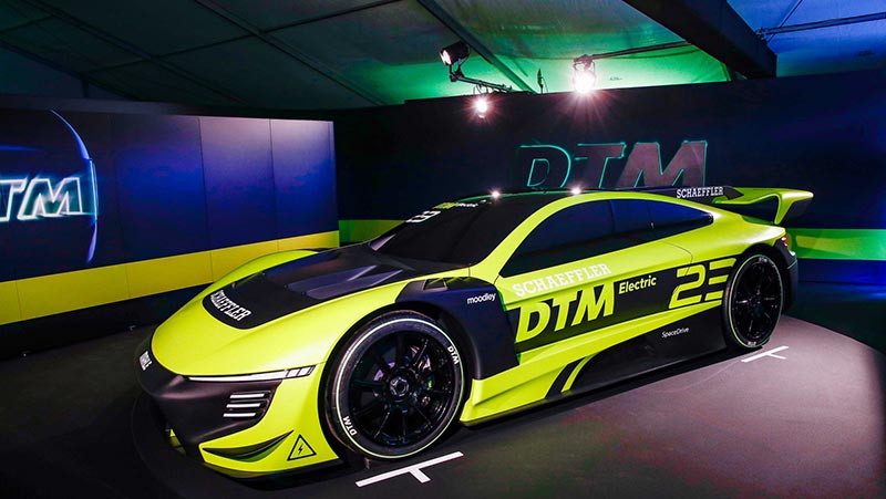 DTM представила прототип электрической гоночной машины