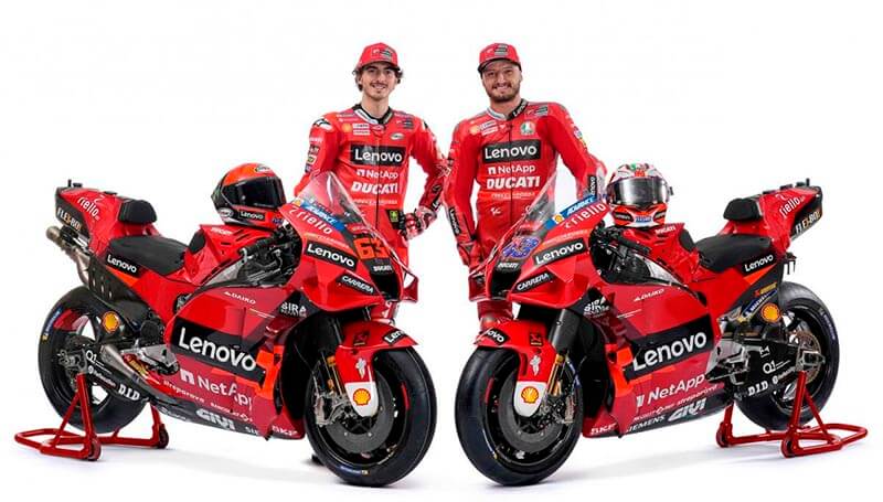 «Ducati» представила байки «Desmosedici» для Багнайи и Миллера на 2022 год