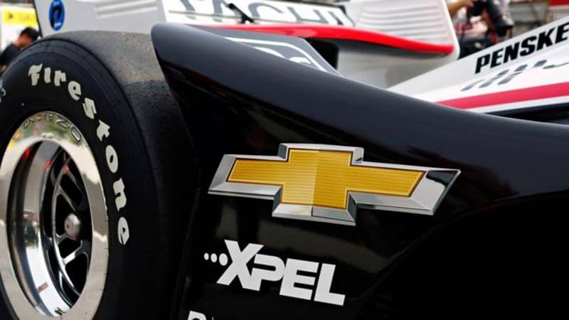 В IndyCar перенесли дебют новых моторов на 2024 год