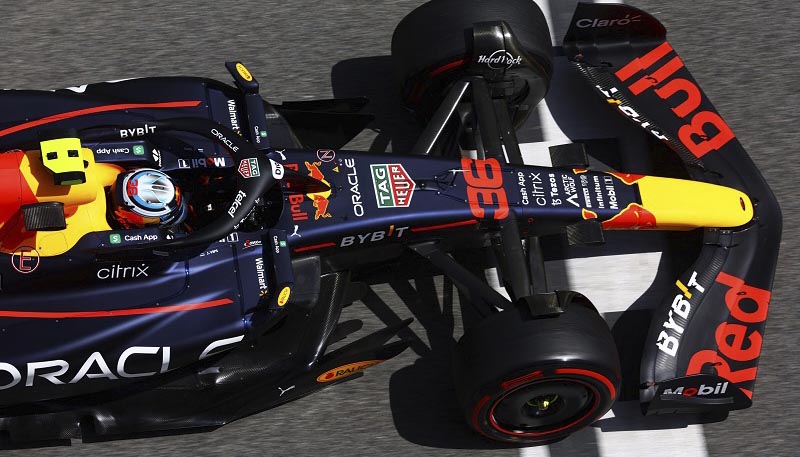 Випс и де Врис поделились мыслями после дебютных тренировок Формулы-1 в Барселоне