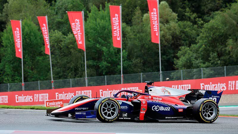Версхор выиграл основную гонку Формулы-2 в Австрии после того, как игра на сликах окупилась