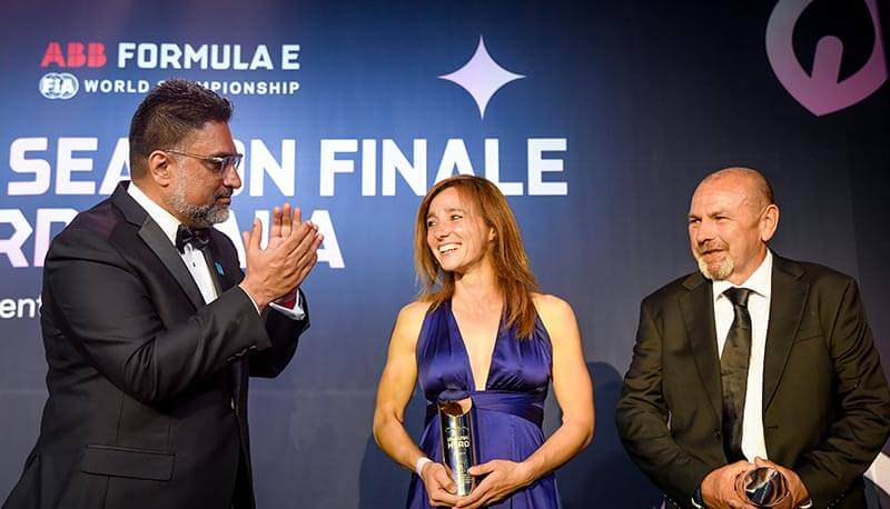 MAHINDRA RISE UNSUNNG HERO AWARD