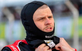 Гонщик Supercars Костецки дебютирует в NASCAR в Индианаполисе