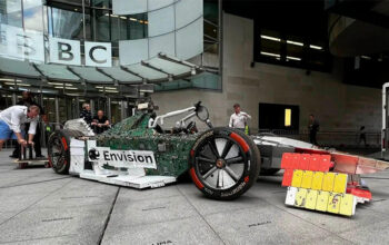 «Envision Racing» создала машину Формулы Е с электронных отходов