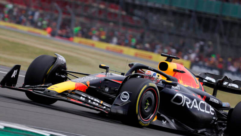 Ферстаппен: «У нас есть пара обновлений и надеюсь, они сделают то, что мы от них ожидаем»