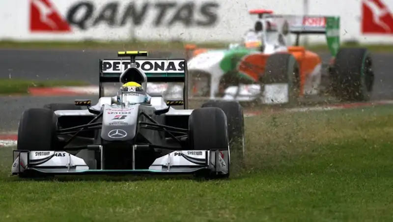 Mersedes Fors Indiya 2010