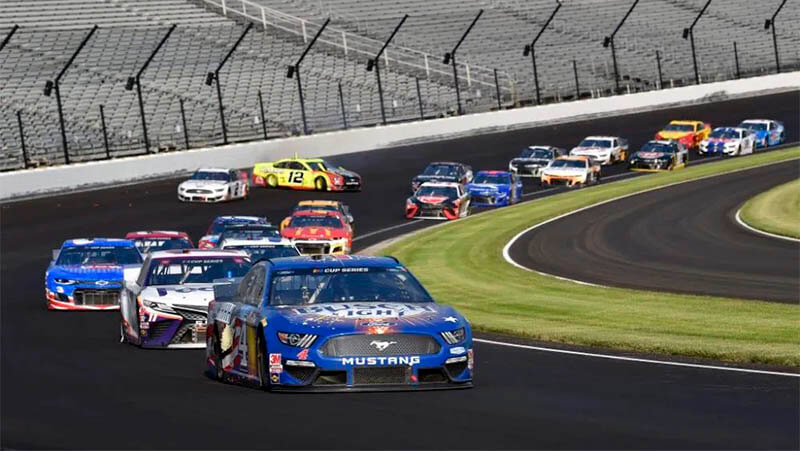 NASCAR вернется на овал в Индианаполисе в 2024 году