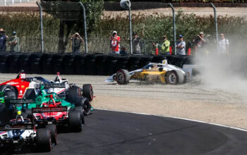 Маклафлин протаранил все, кроме машины безопаности в финале IndyCar
