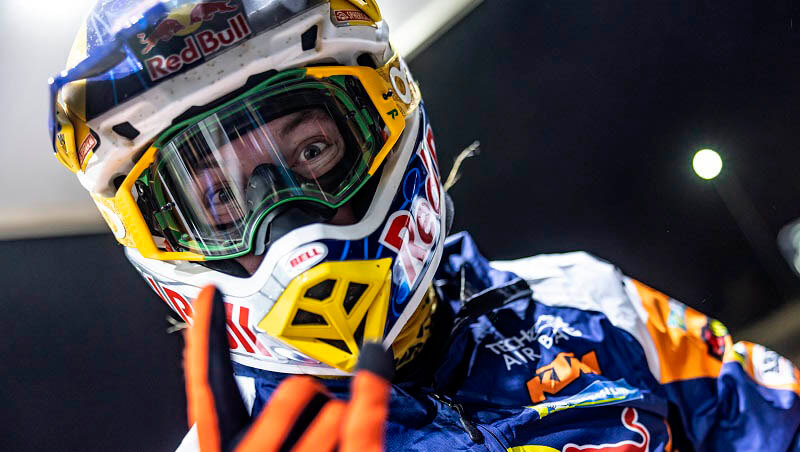 Тоби Прайс продолжит выступать за «Red Bull KTM» в 2024 году