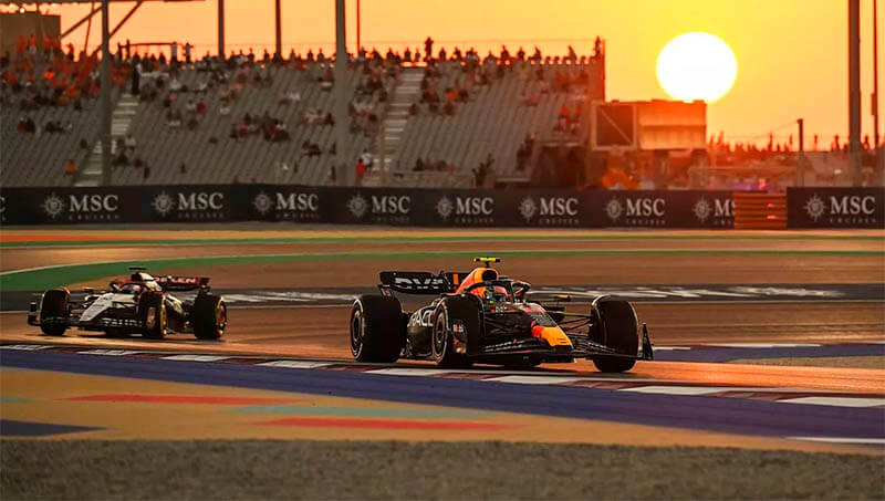 Формула-1 ввела экстренные меры безопасности на Гран-при Катара из-за проблем с шинами