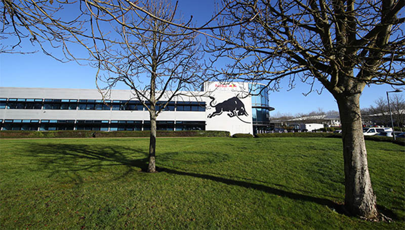 Новое место, но без большой задержки в строительстве аэродинамической трубы «Red Bull»