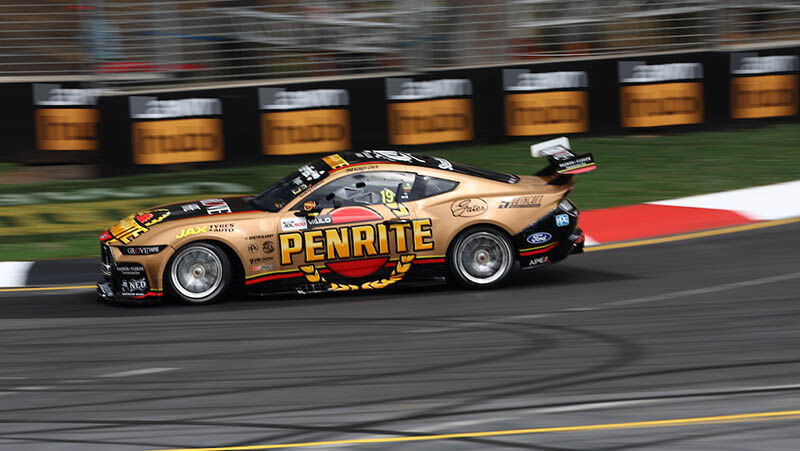 Пейн выиграл финальную гонку Supercars в Аделаиде, еще один титул для «Erebus Motorsport»