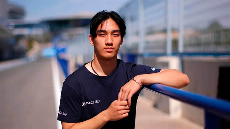 Таиландец Интрафувасак дебютирует в Формуле-3 в 2024 году