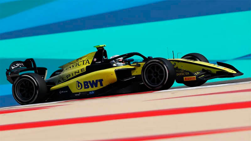 Kush Maini Invicta Racing test f2 bahrain