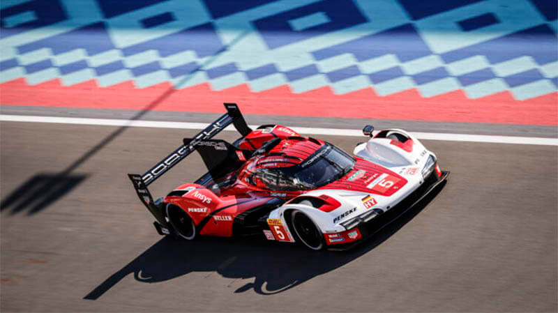 Кэмпбелл опередил Де Вриса и взял поул в Катаре для «Porsche», успех «TF Sport» в LMGT3