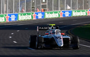 Стенсхорн выиграл спринтерскую гонку Ф3 в Мельбурне