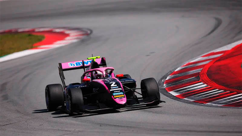 Мини возглавил первый день тестов Формулы-3 в Барселоне