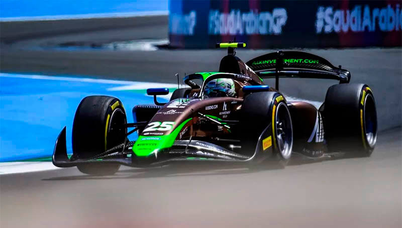 Барнард одержал первую победу в Ф2 в Монако
