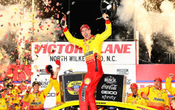 Логано выиграл Гонку всех звезд NASCAR