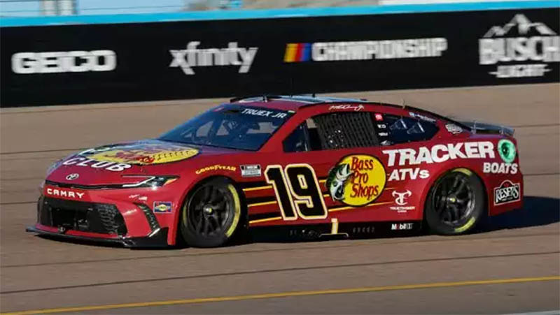 nascar truex race