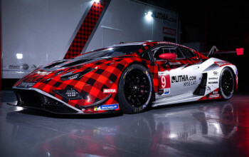 «Pfaff» представила клетчатую ливрею для «Lamborghini» в IMSA