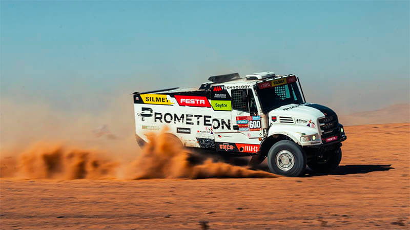 macik iveco dakar rally11