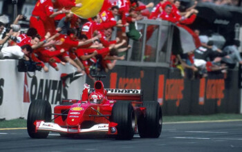 «Ferrari F2001» Михаэля Шумахера продан за 15,9 млн евро на аукционе в Монако