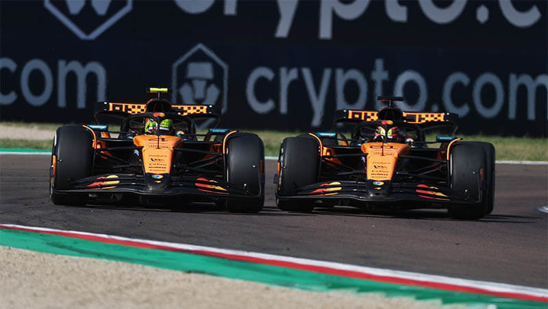 Вильнев критикует: «McLaren продемонстрировал слабость в вопросе порядка в команде»