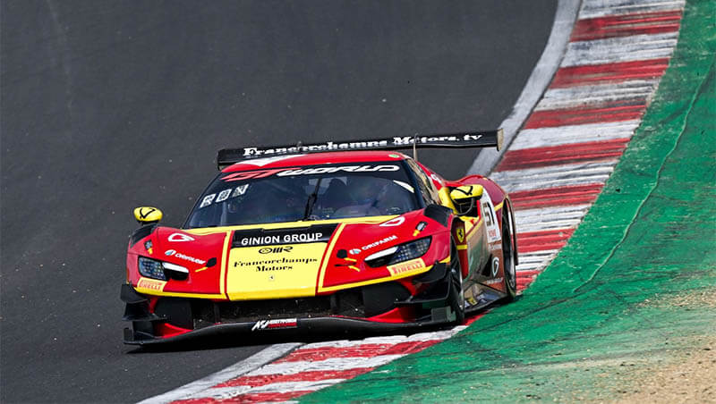 «AF Corse Ferrari» одержала победу в первой гонке GTWC в Брэндс-Хэтче
